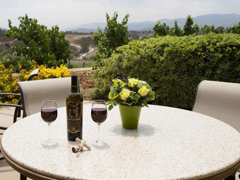 805D1464A444C0AD646DC304A991B0FD