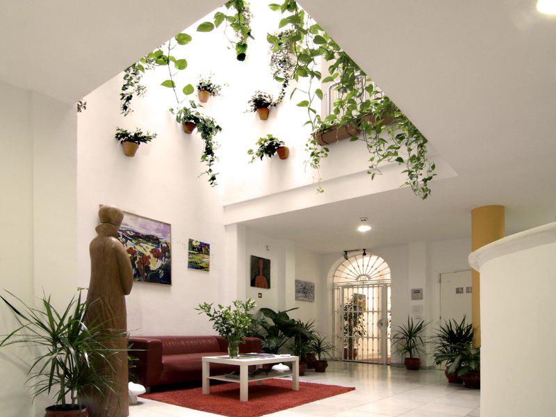 B3324238F9E65BCB1553984F93BC73B8