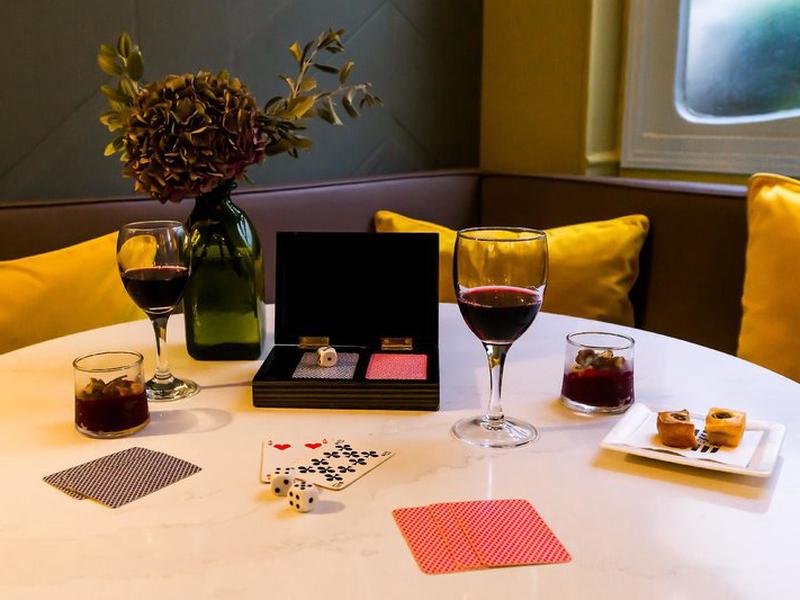 61C4E6491CADEDEE7744AF1CF717A9EB