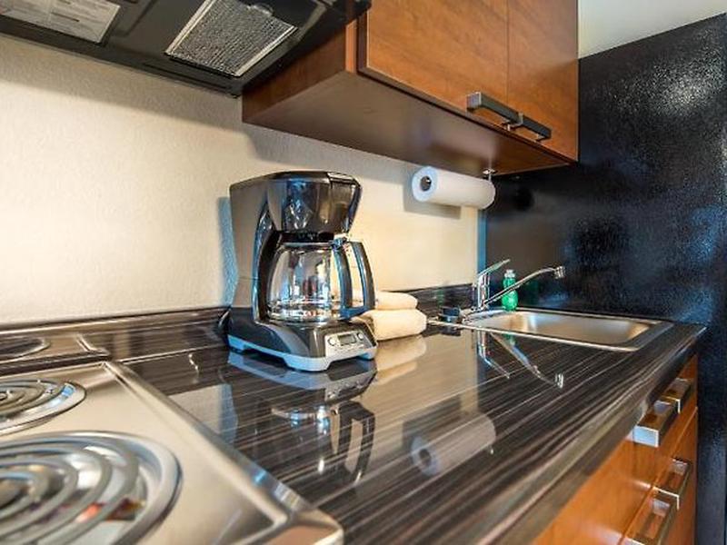 84265C2FB4ED8099F4E88BAE0DC6E9E8