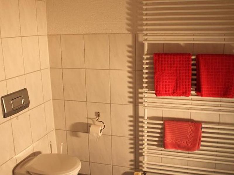 01BF0BDE0232A906FDCA343853A1855B