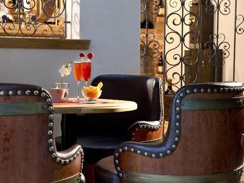 11C64D950D343685AEF59C56AF63DB07