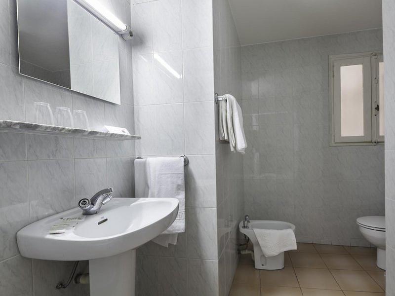 3B5E9A33F20DC3EBD120836FCBC5AA04