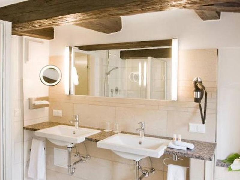 1BEE06D041237D3DEE891C2620E21574