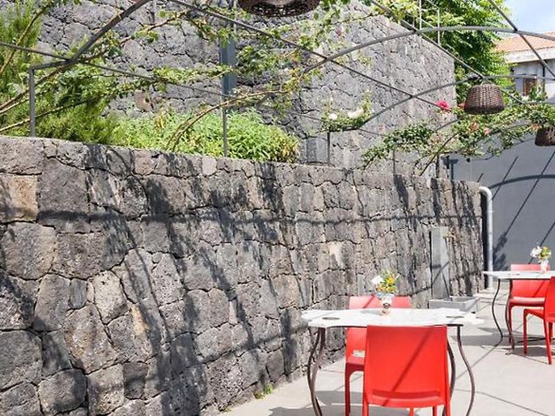 9E2C2A42F1EB7A8AB4995B3F674BD918