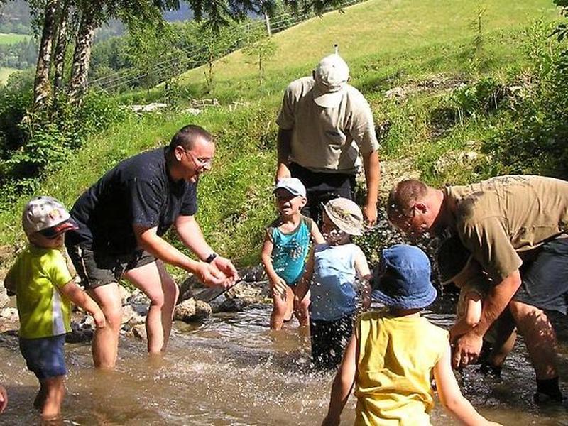 EB10CCC3B0007D3A6EFD10B723B77B90