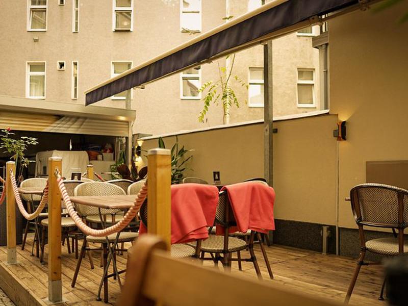 DCF99E53396115461718508A5C8A9EFD