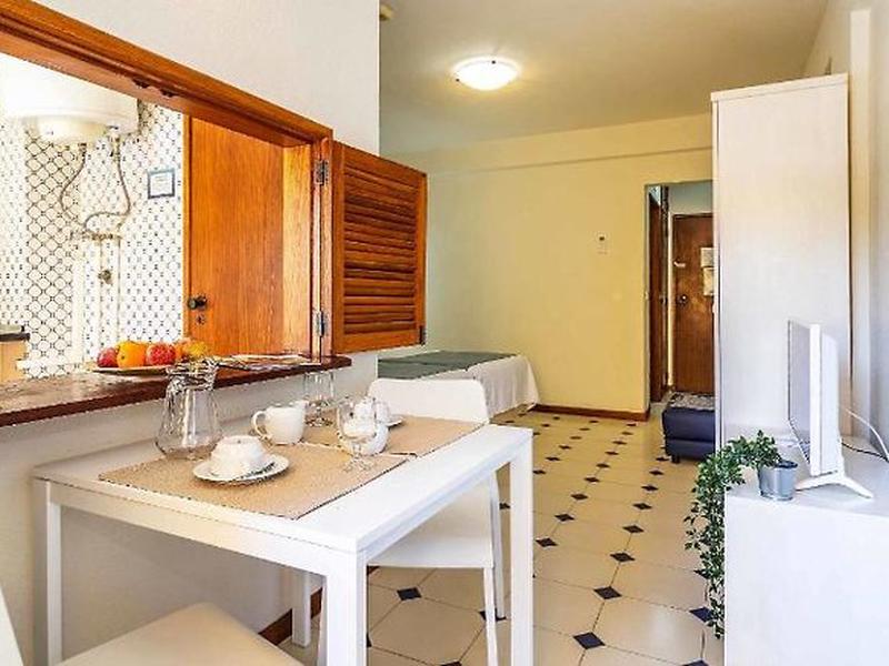 F928F70CD18AC56C1A800DD2929E33F9