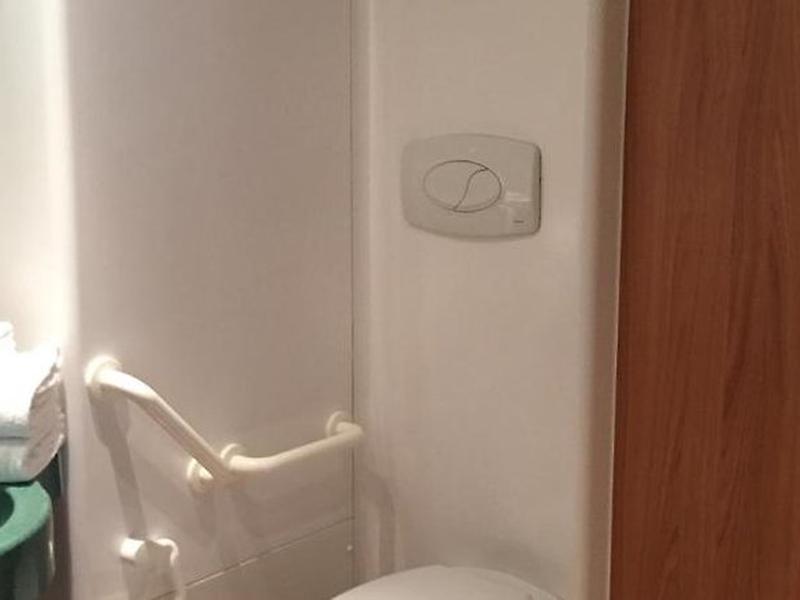 9EDB87DCA84941BCD5B3530CBA056E8B