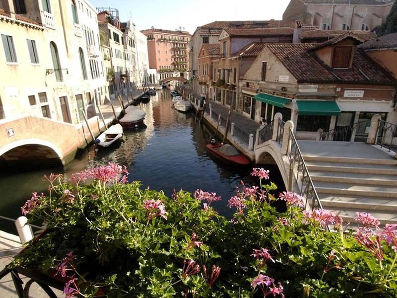 6F5E7B59C84D62ABEB36949E3EEFA87C