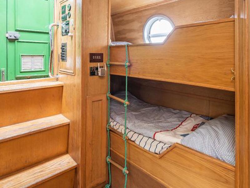 4ABF36BADB28C2C2761272C33DB13F56