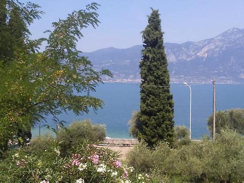 D6F860E94F87E1E679AD13EA3E44C269