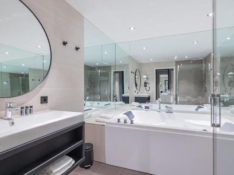 DF2D4BD9C5A39F3CD62C4AF4825ECC25