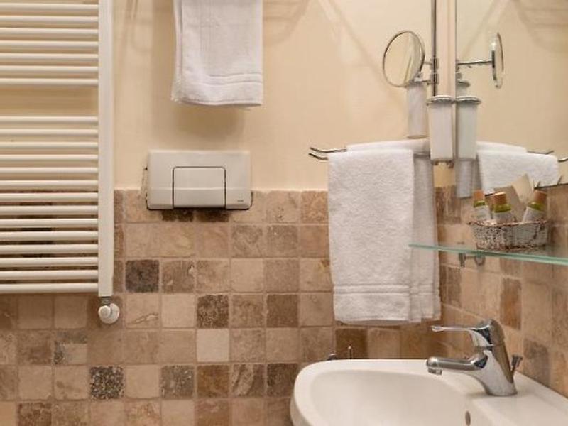 FD4D558D6B2EABE5BB9078EEACBE97C7