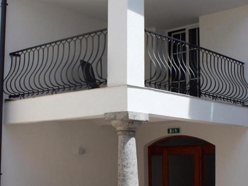 2B2579C598E61937D1AE9322BDF7A94A