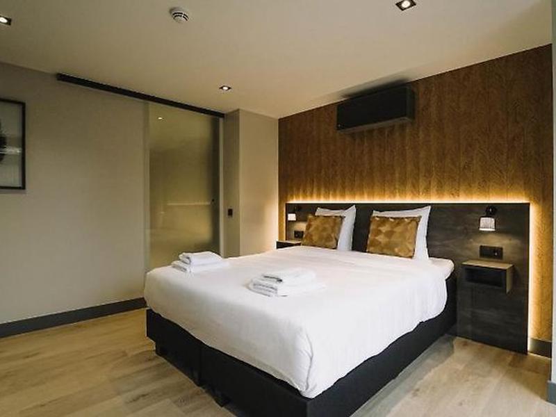 81467942DEDFF16A0452FD94F1522131