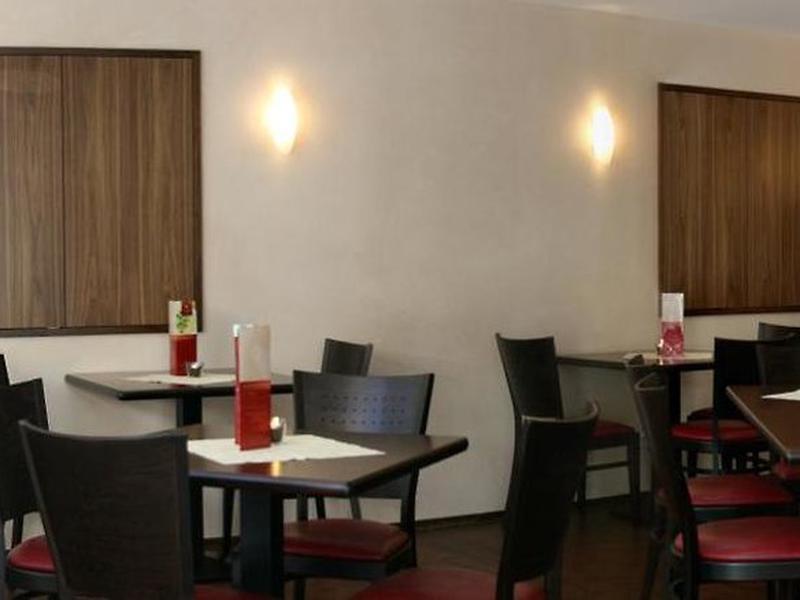 0ABB4230E6504C0750D974E5FEDCD06E