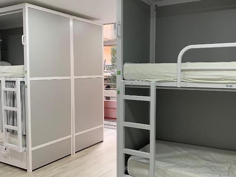 80D43273A98D8C87D8C847356548AE03