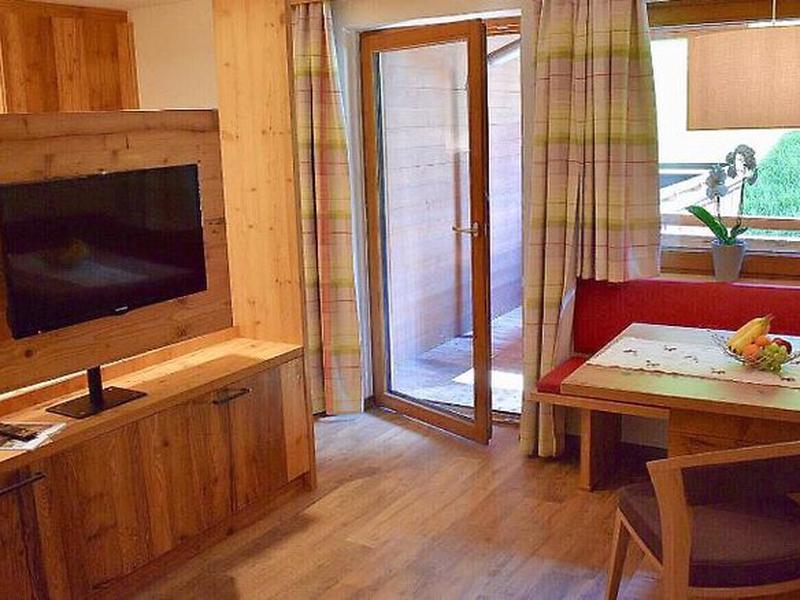 62ECB602D6BA2080AC31B86A2FA5CC48