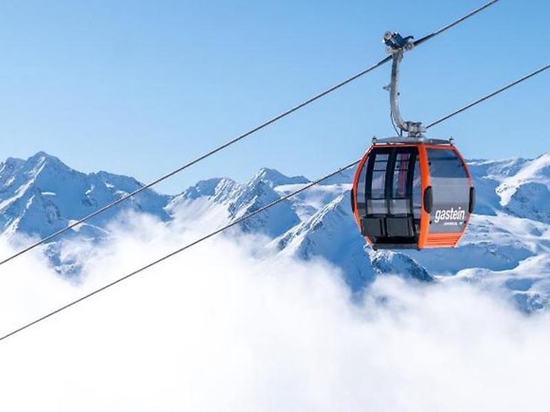 24A9DCBCDA42211D7F7464F4EFD6EB6E