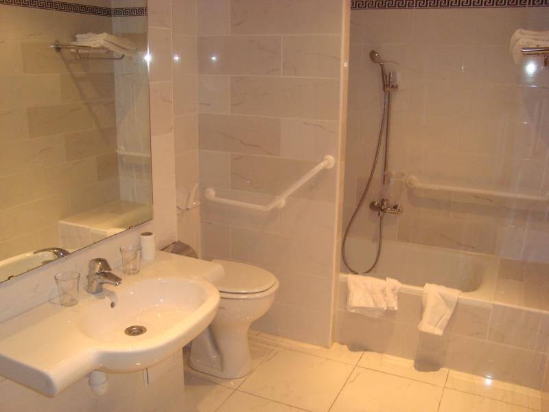 C324ADF69C0B4B10E4C825476823A5B7