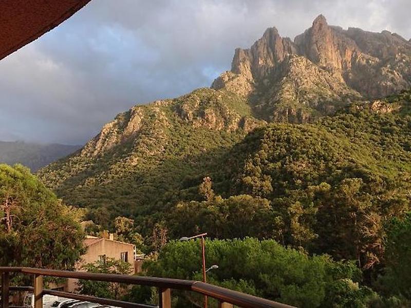 1CFD579ED9D6025E39E5BC65727C60E5