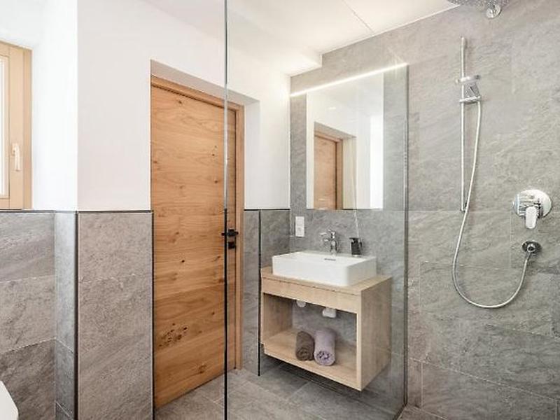 1FC776901D24CF9418BCFD10EB8604EE