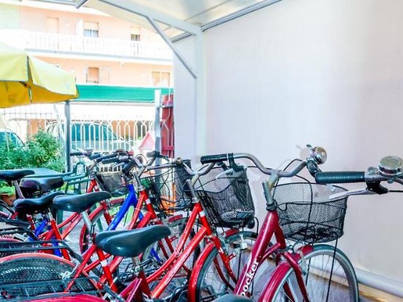 8AE52727141822002DAF95F44D46A66D