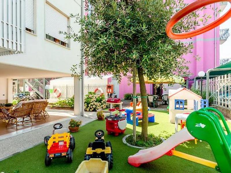 036D6817C73ECBE21ED294ED2AF655A9