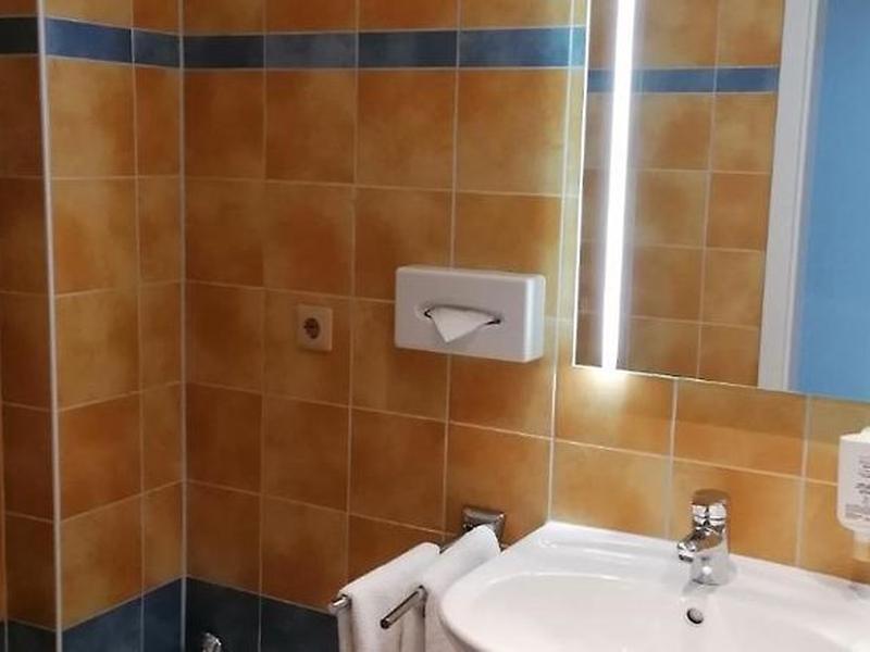 4876ECECEC63BEFE822A8AB2D68F991F