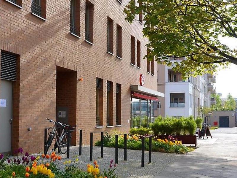 4CE02544FE8235090F3296458C6EE3CF