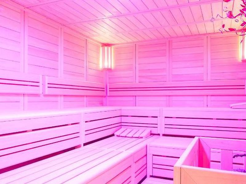 7647672106719A2F7CAAB52970FE455E