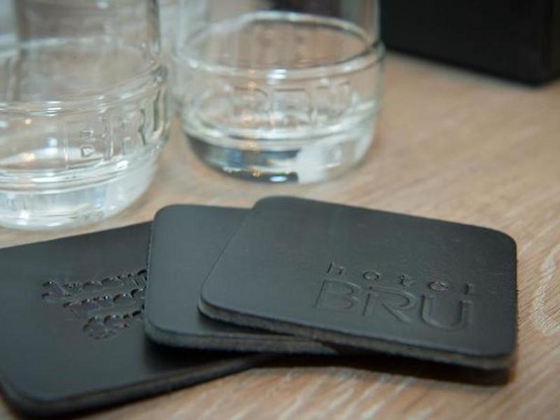 FB53E1AECE84435E056025E87782A7C5