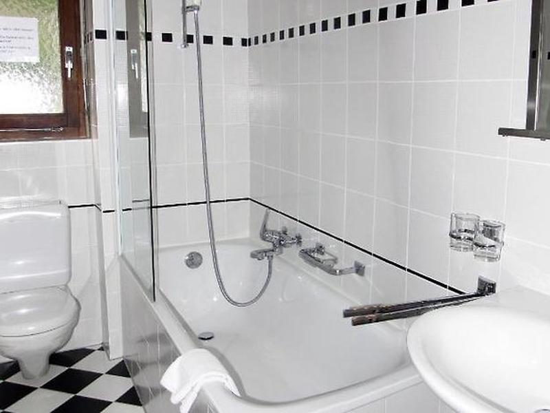 0CFB315BABB163DF527CAF18F89E9E16