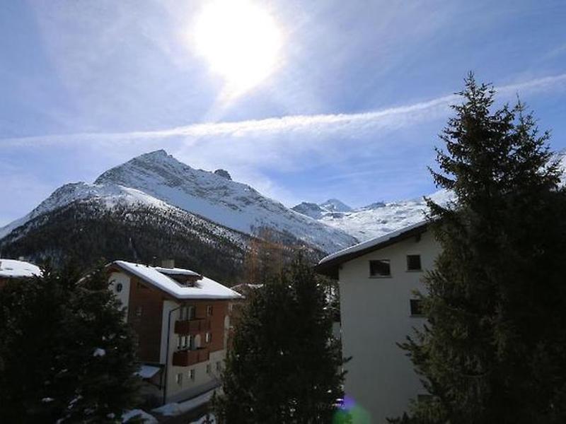 C81C3254935B4B26950F81FFD5701F37