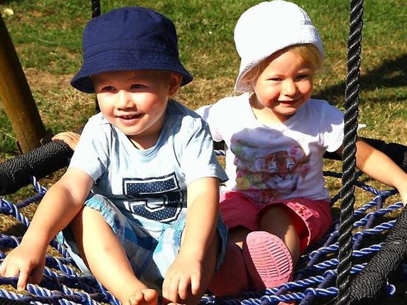 1CAB32B8500C0A6389382D994672EF8D