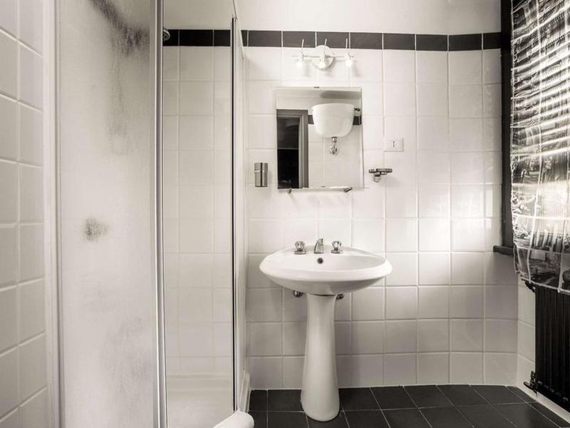 B96AE01C7B5218ACFF38125C47433711