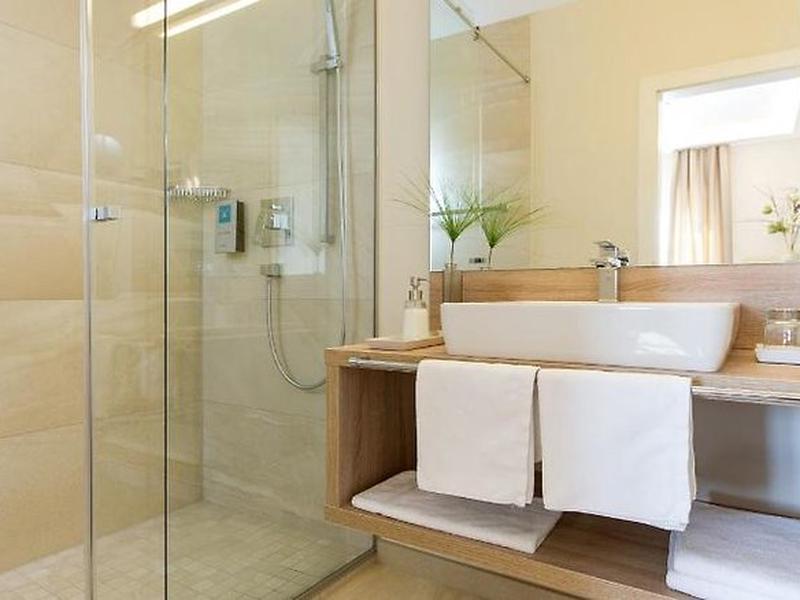 9AEA2A2716499222F5604A06F7E35890