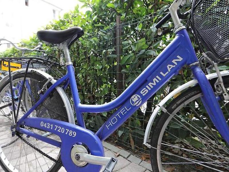 CFD97A95721438B9A6ADEF097ADF8D87