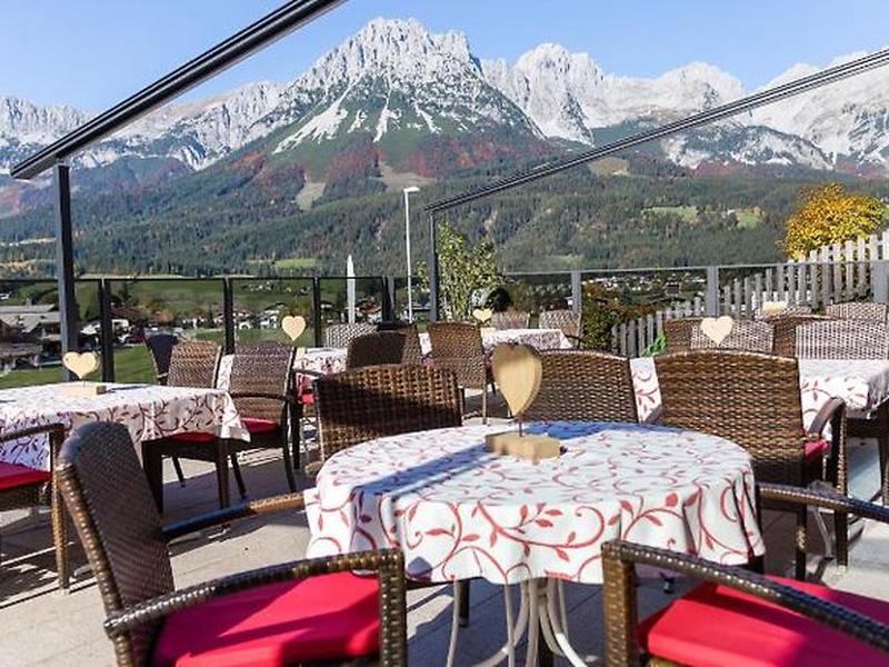 9B37C90B17A46D78019490A8C0CA31E3