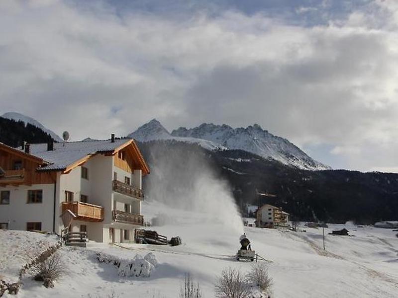 BC5FA7FAA63B39F52EAA45872643F2FC