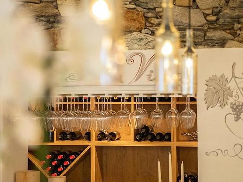 774BF8700412AD6D62E57A1E705300DD