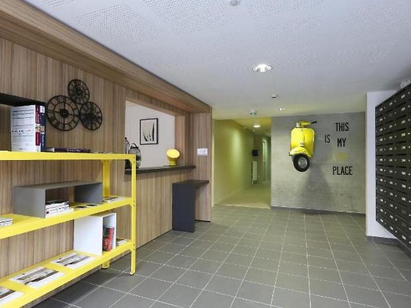 1E329EC17AADBAA77CAEF3B7ADF3E169