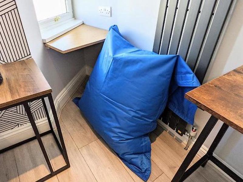 03F9AD6294B533BD7746ADCFBF45CC25