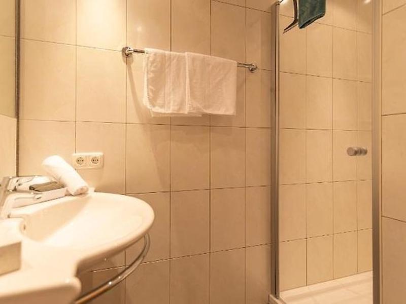 173854A30C7485FFC6F177348E948D39