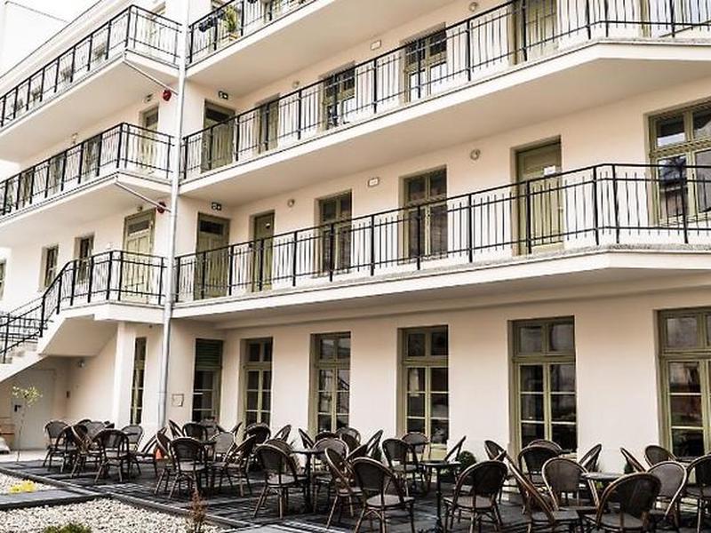 EF15DFB1A61C9DDEC4208FD515875E4A