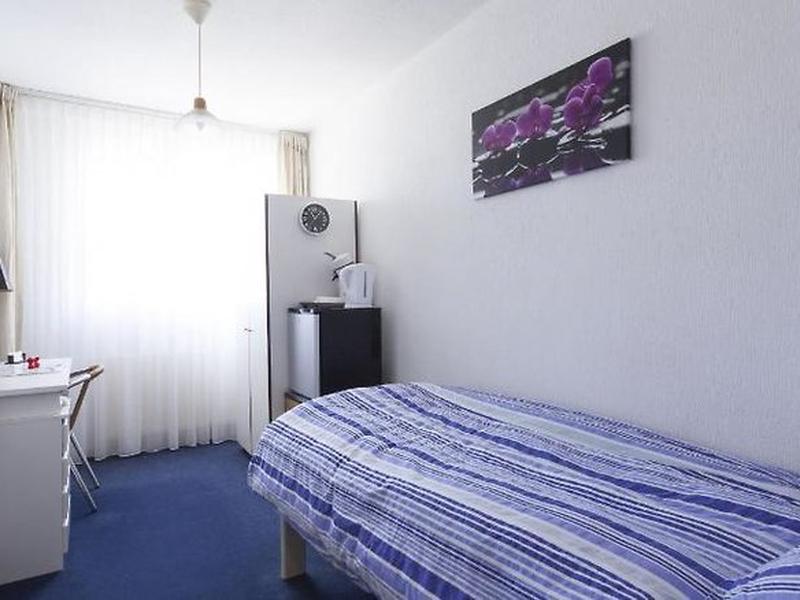 8EF38D909E0950F00899B2C11B85A5D8