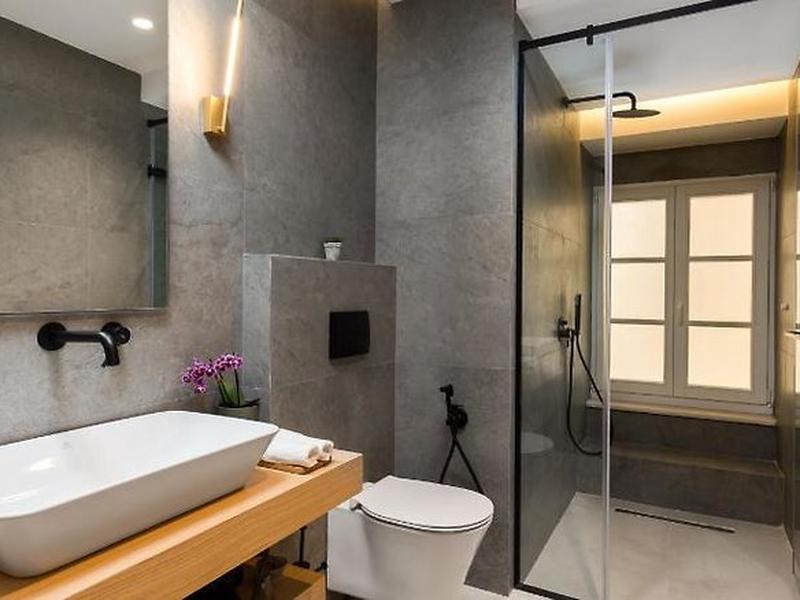 EC64169AE0D64A69BF9BCE966FA58D2E