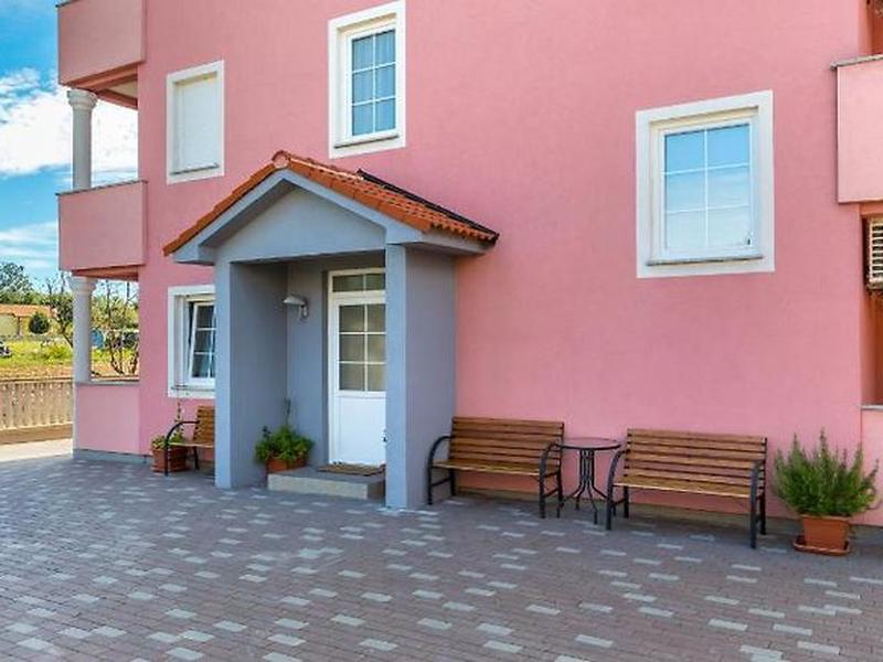 44D8EF954BE3FD984FE1DBE5CA8FFDFF