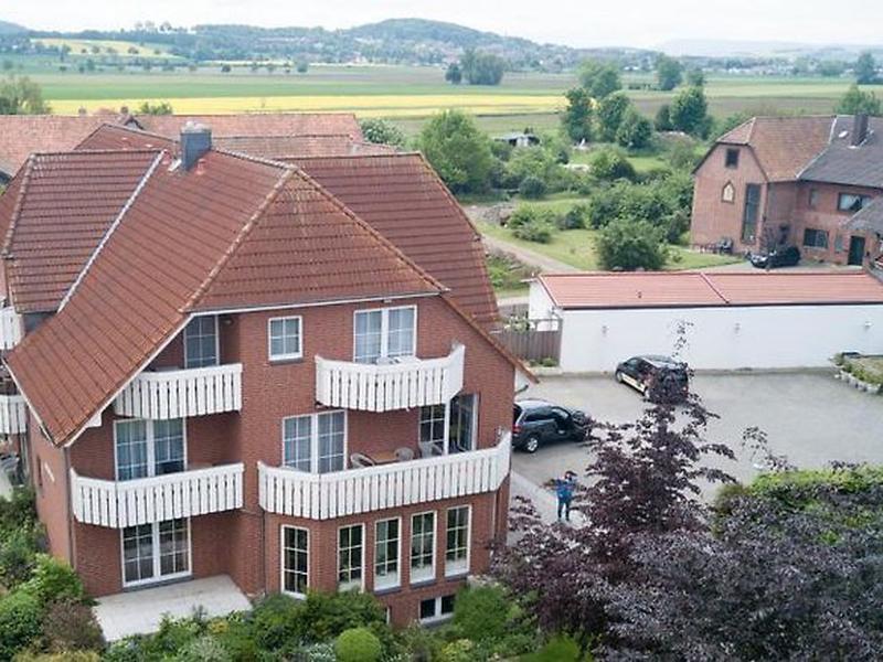 B2C501B2E6C666DD74027B0F0A4F92CE